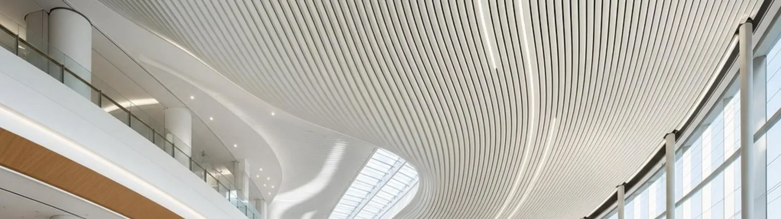 Mesh and woven aluminium ceiling